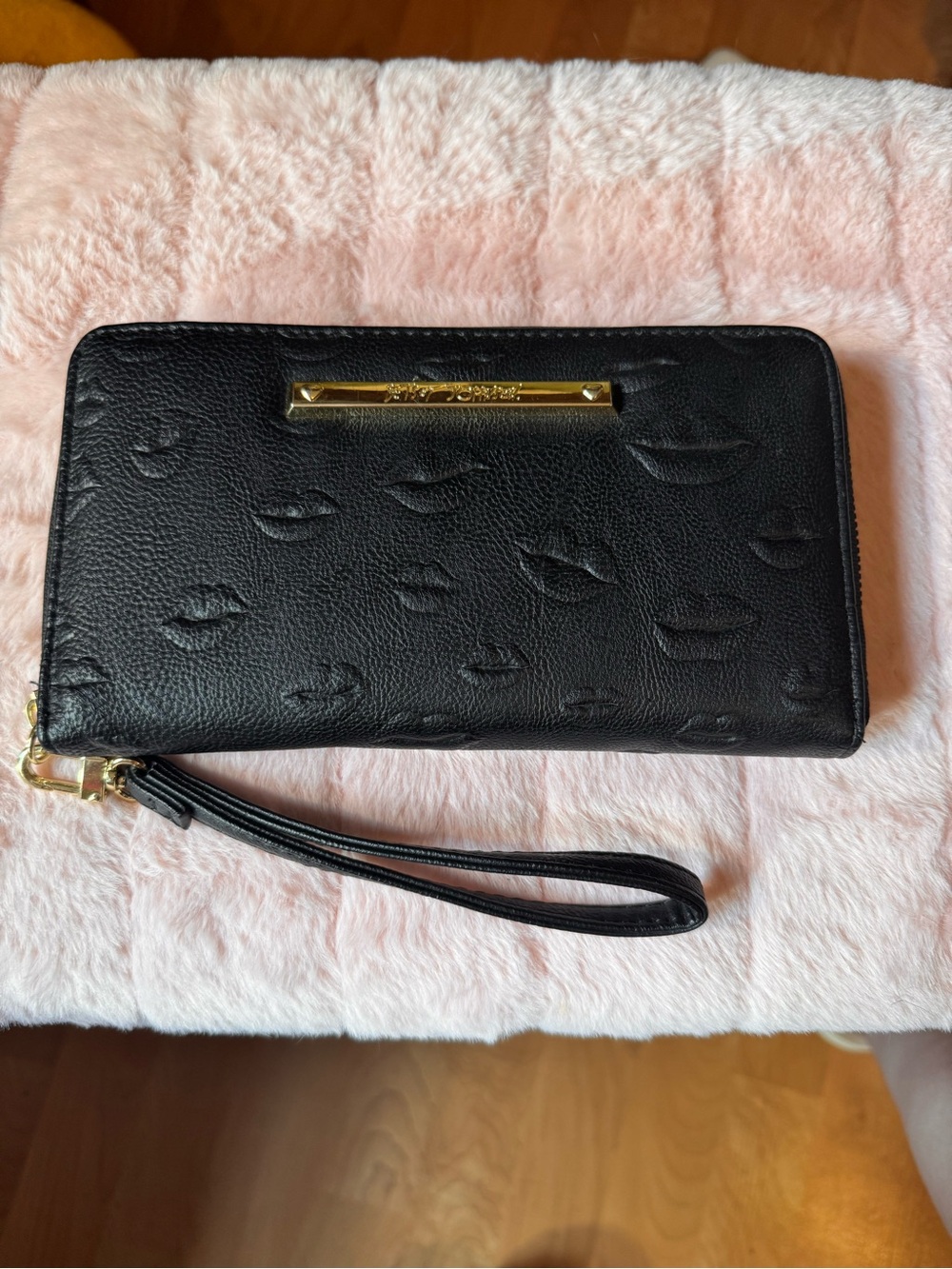 Betsey Johnson Black Embossed Lip Print Wristlet Wallet with Gold Accent